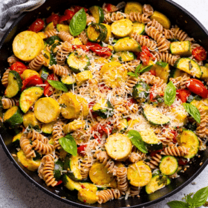 Pasta with Zucchini and Tomatoes (Easy 20-Minute Recipe) 2 ChatGPT Image Jan 2 2026 11 45 33 PM
